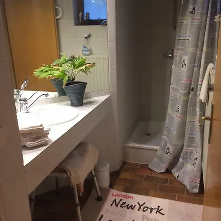 Habitación en casa particular Schones In Gimmeldingen/ Konigsbach *